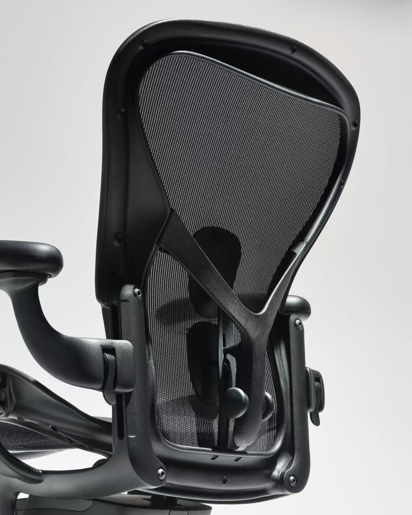 Премиальное кресло herman miller aeron 2
