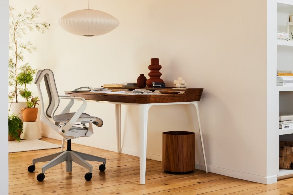 Herman Miller Airia Desk в интерьере домашнего кабинета