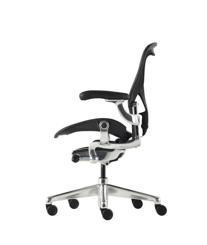 Кресло Herman Miller Aeron Black Onyx / Polished Aluminum, размер C