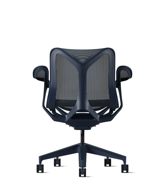 Кресло Herman Miller Cosm, низкая спинка, цвет Nightfall, подлокотники «лепестки» (Leaf)