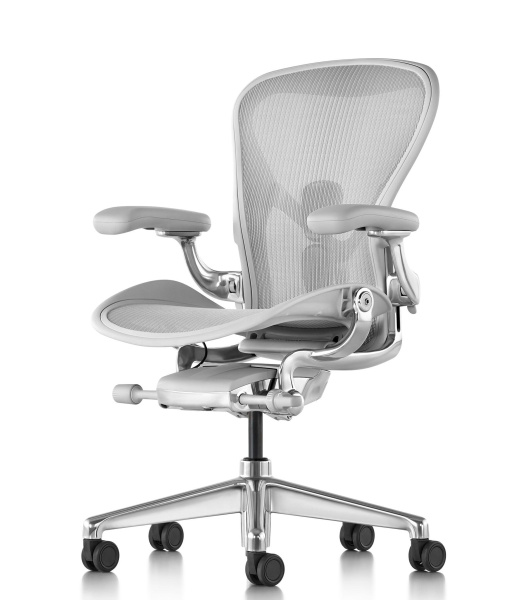 Кресло Herman Miller Aeron Mineral / Polished Aluminum, размер C