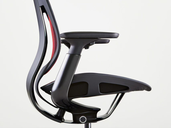 Кресло Steelcase Karman Intermix Shift Red-Blue/Merle