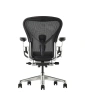 Кресло Herman Miller Aeron Black Onyx / Polished Aluminum, размер C