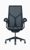 Кресло Herman Miller Cosm, высокая спинка, цвет Nightfall, подлокотники «лепестки» (Leaf)