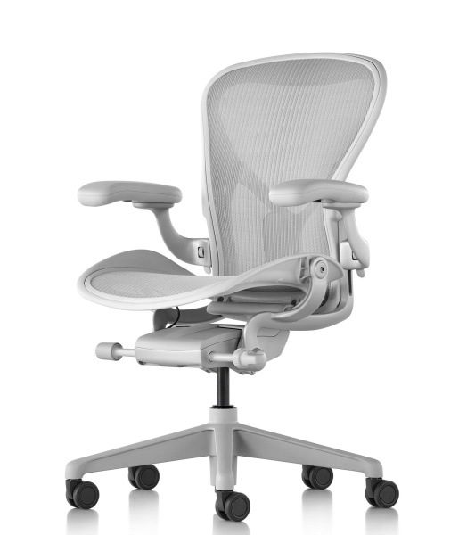 Кресло Herman Miller Aeron Mineral, размер C
